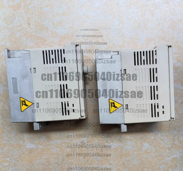 주파수 변환기 VFS11-2007PM-WP 3 0.75kw/220v 리퍼 OK