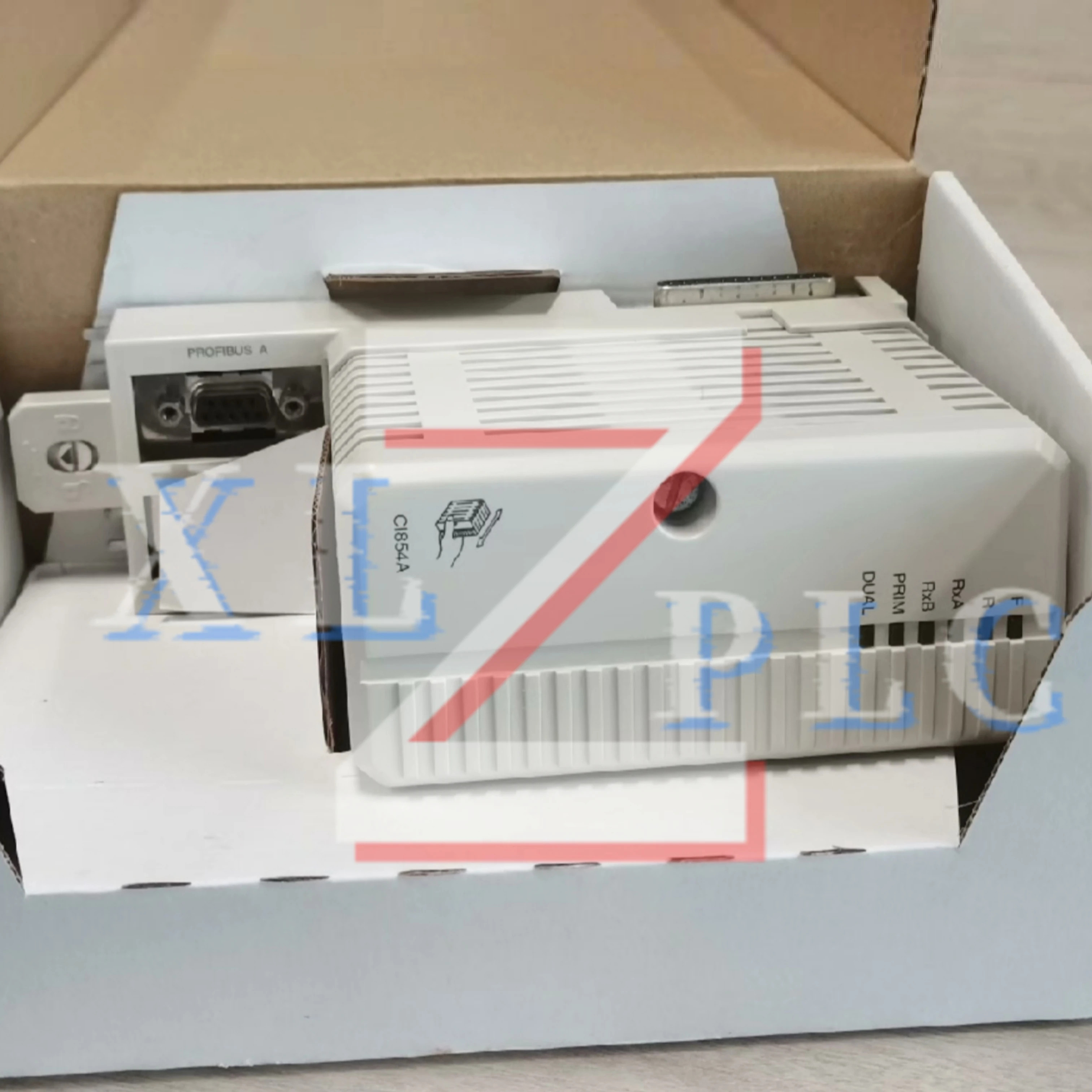 PLC 모듈 CI854BK01 3BSE069449R1 CI858K01 3BSE018135R1 DC522 1SAP240600R0001 DC523 1SAP240500R0001