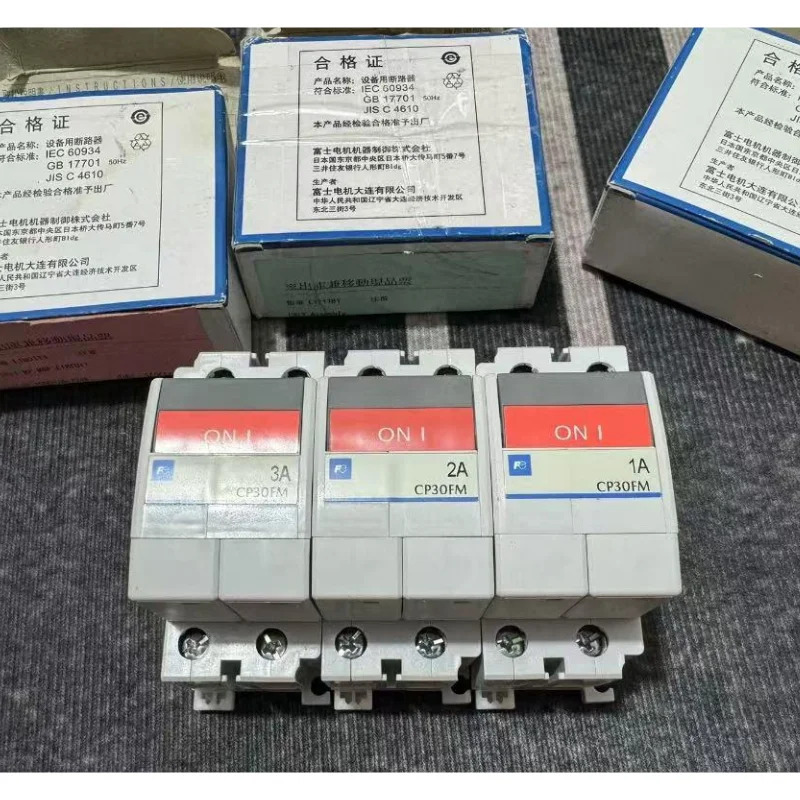 회로 보호 회로차단기 CP30FM-2P001 CP30FM-2P002 CP30FM-2P00 3 신