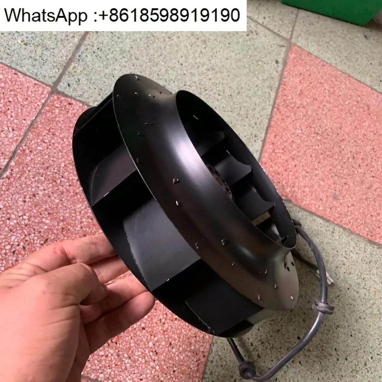R2E280-AE52-17 Vacon 인버터 해체 기계 팬 AC 230V 7UF 225w