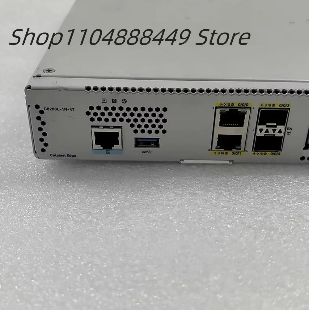 C8200L-1N-4T 4포트 기가비트 신형 고급 라우터
