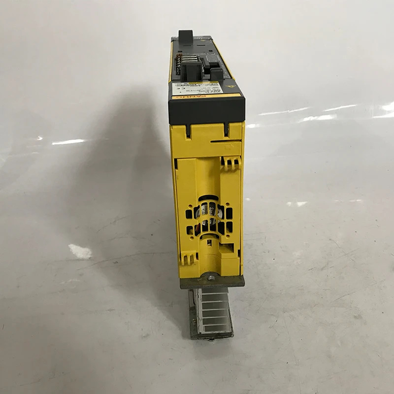 A06B-6132-H003 CNC 컨트롤러Fanuc 서보 증폭기는 OK A06B6132H003을 리퍼했습니다.