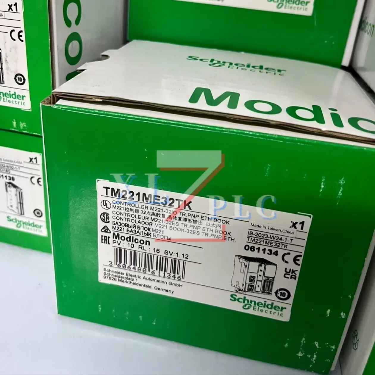 PLC 모듈 TM221ME32TK TM241C24R 신규 입고