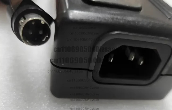 LE-9215A18 전원공급장치 14V1A 18V2A 듀얼 출력 완전 작동 리퍼 완료