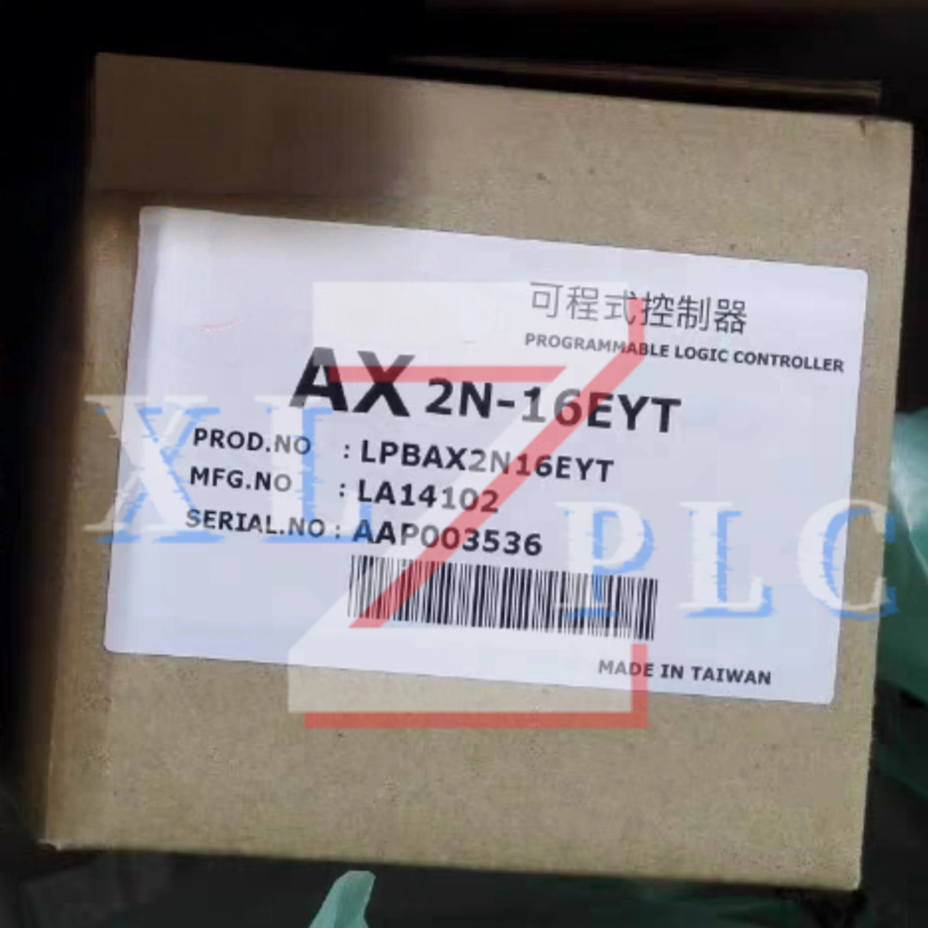 PLC 모듈 AX2N-16EX-ES AX2N-16EYR-ES AX2N-16EYT 신규 입고