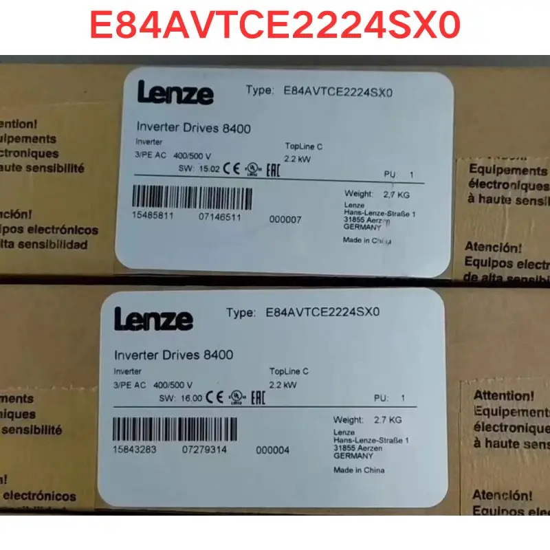 오리지널 E84TCE2224SX0 주파수 변환기 2.2KW