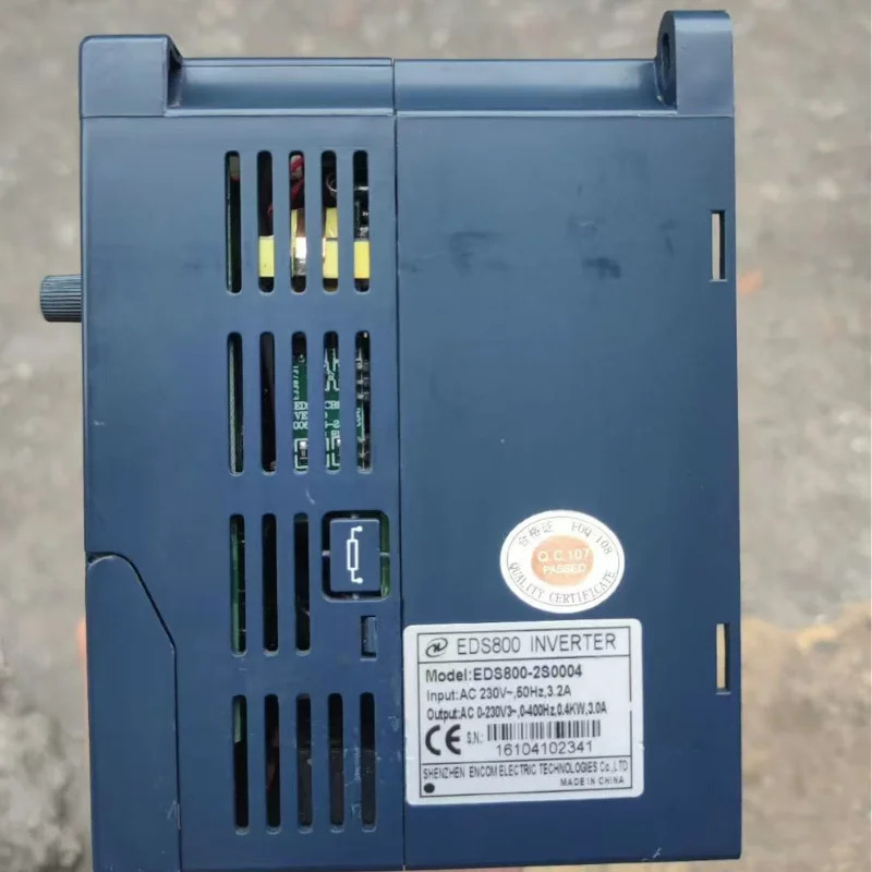 리퍼 주파수 변환기 EDS800-2S0004 0.4kW 220V OK