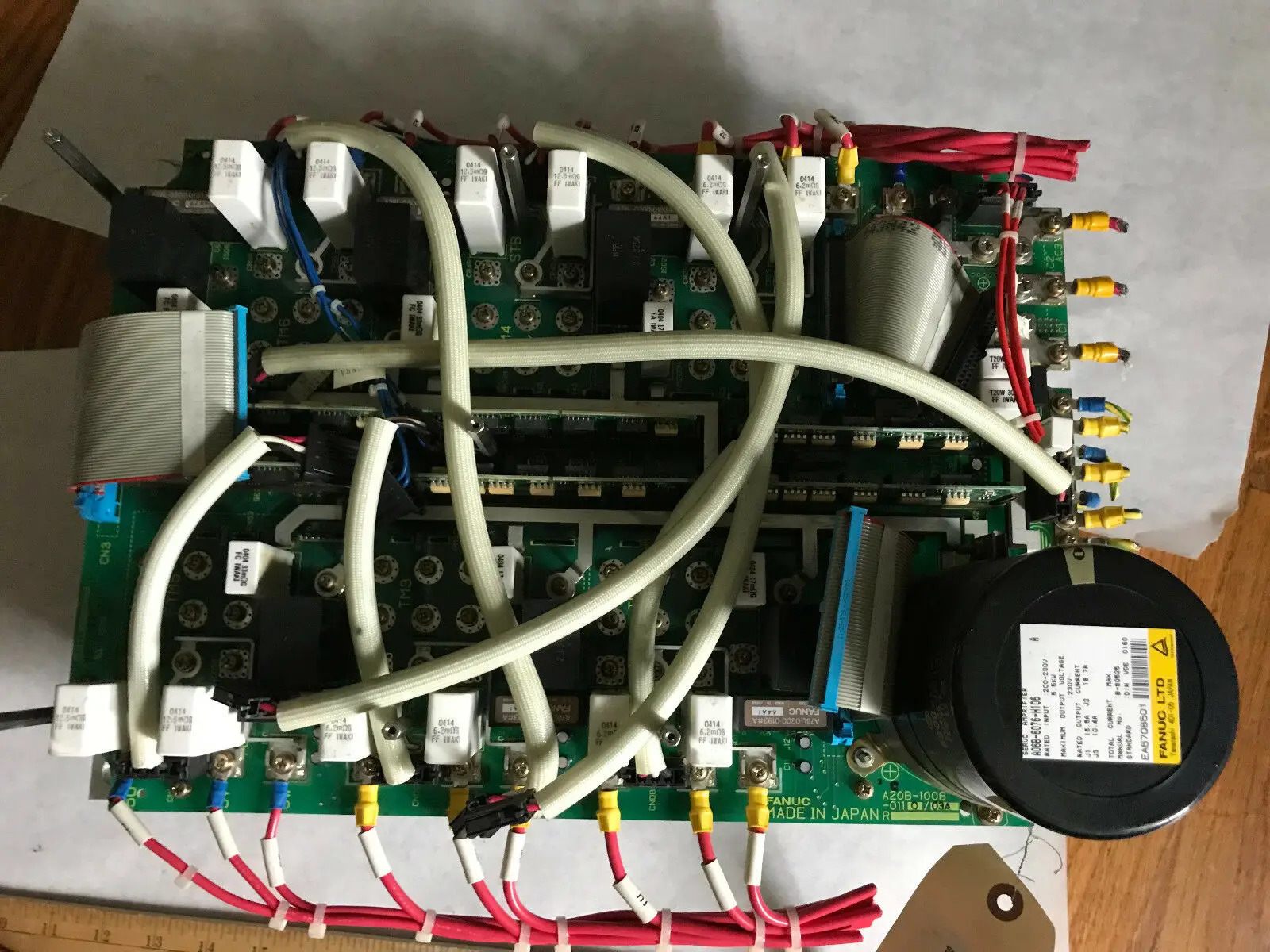 A06B-6076-H106 Fanuc 부품 서보 증폭기 CNC 컨트롤러 A06B 6076 H106