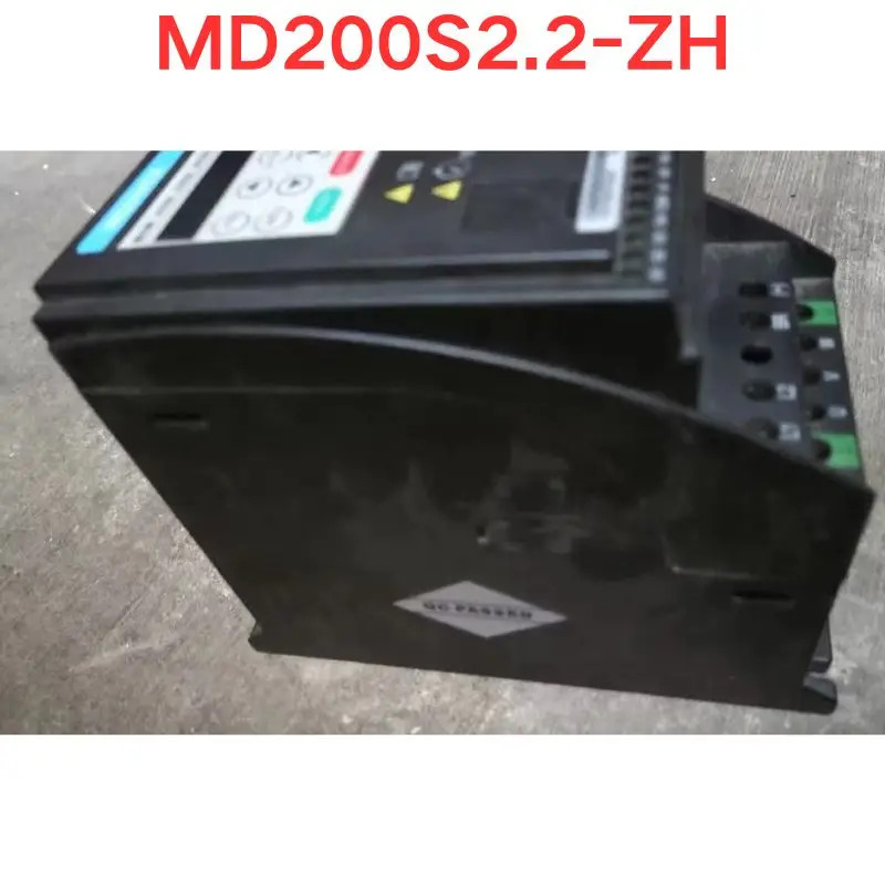 리퍼 Inovance MD200S2.2-ZH 주파수 변환기 2.2KW 기능 OK