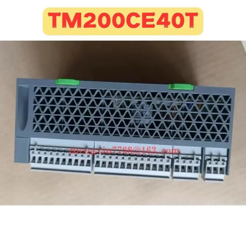 오리지널 TM200CE40T PLC 신