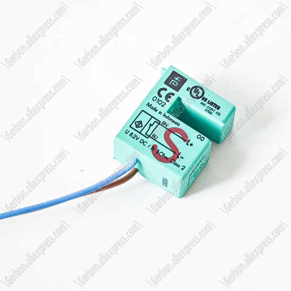 오리지널 P F SJ35-SN 유도 슬롯 센서 3.5mm 너비 Pepperl Fuchs 부품 70133009 없음