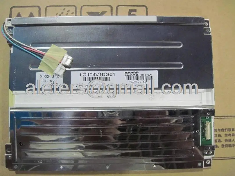LCD 패널 LQ104V1DG61