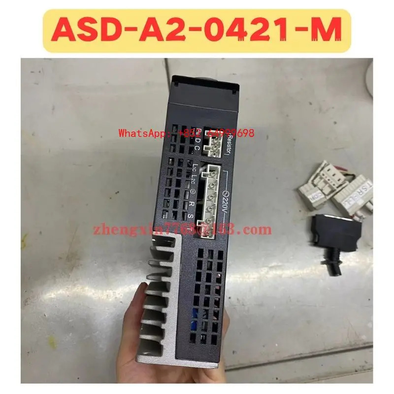 리퍼 서보 드라이브 ASD-A2-0421-M ASD A2 0421 M 정상 기능 완료