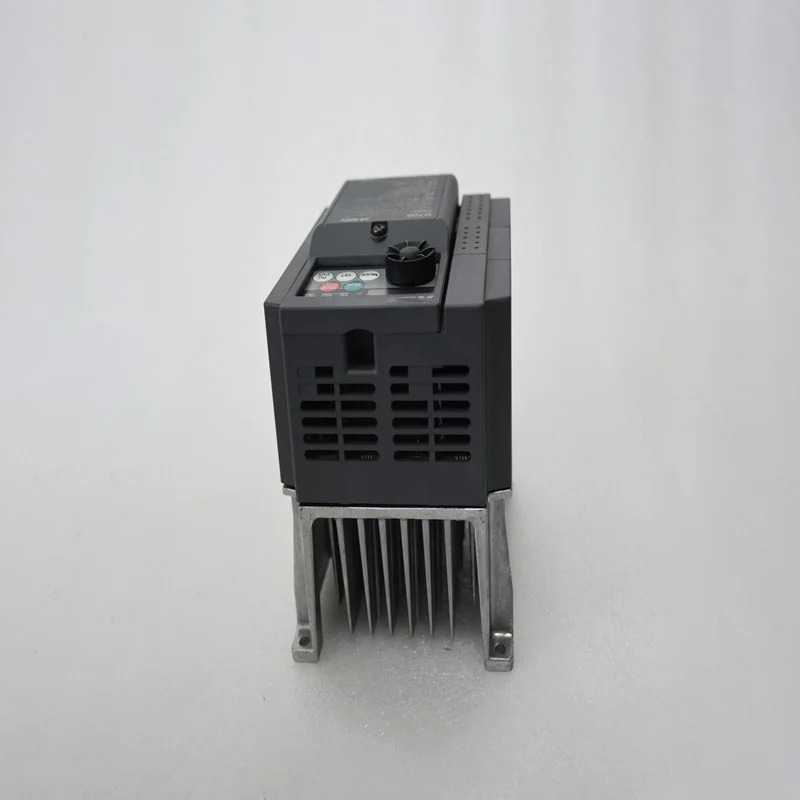 오리지널 AC 주파수 인버터 FR-E720S-2.2K-CHT