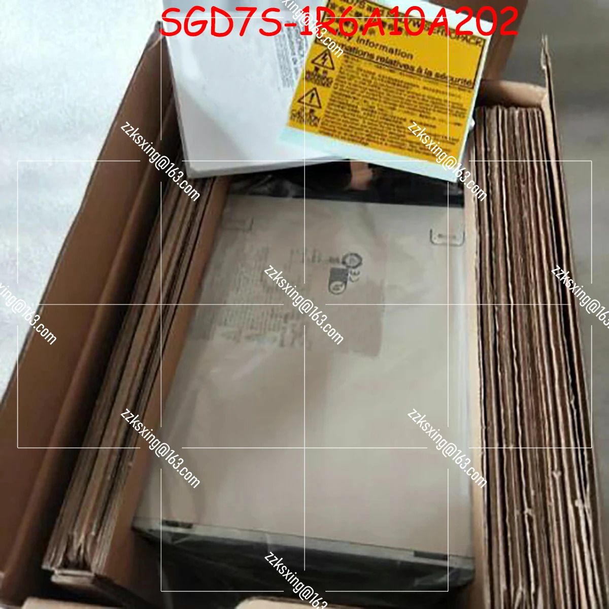 SGD7S-1R6A10A202 오리지널 서보 드라이버 신