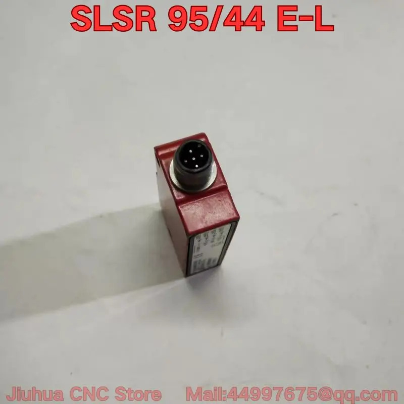 리퍼 SLSR 95/44 EL 광전센서 기능 리퍼는 정상