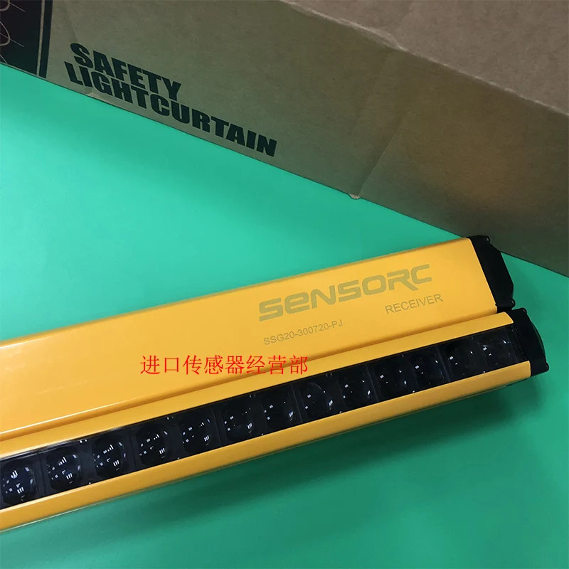 SENSORC SSG20-300720-PJ 안전 라이트 페널티개