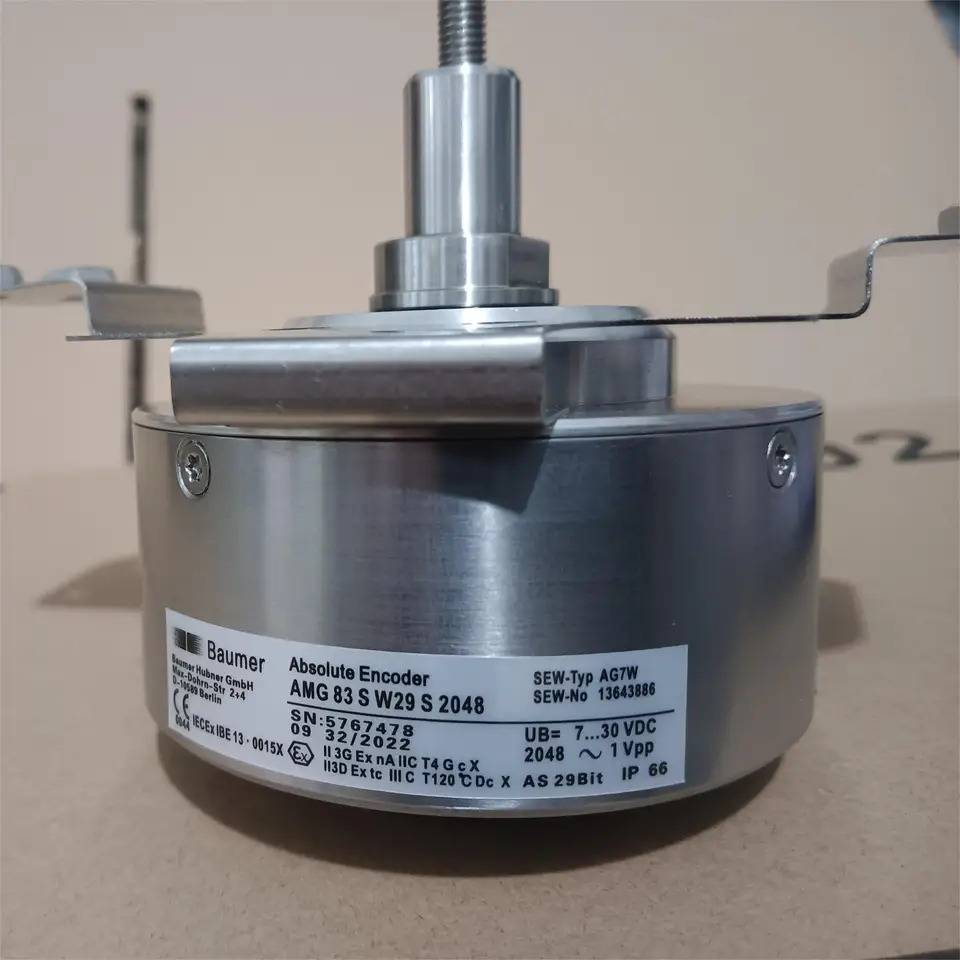 Baumer SEW Eurodrive AMG 83 S W29 2048 AMG83SW29S2048 앱솔루트 인코더 AG7W 부품 13643886 없음 신
