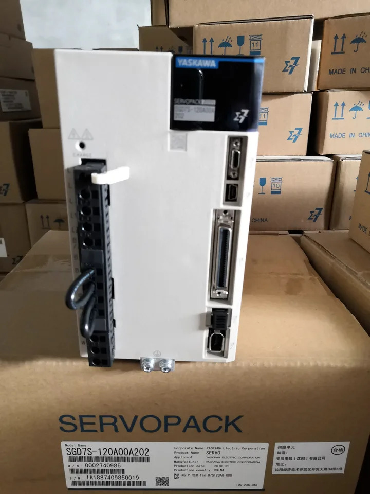 SGDV-120A15A Yaskawa 서보 드라이브 오리지널 신