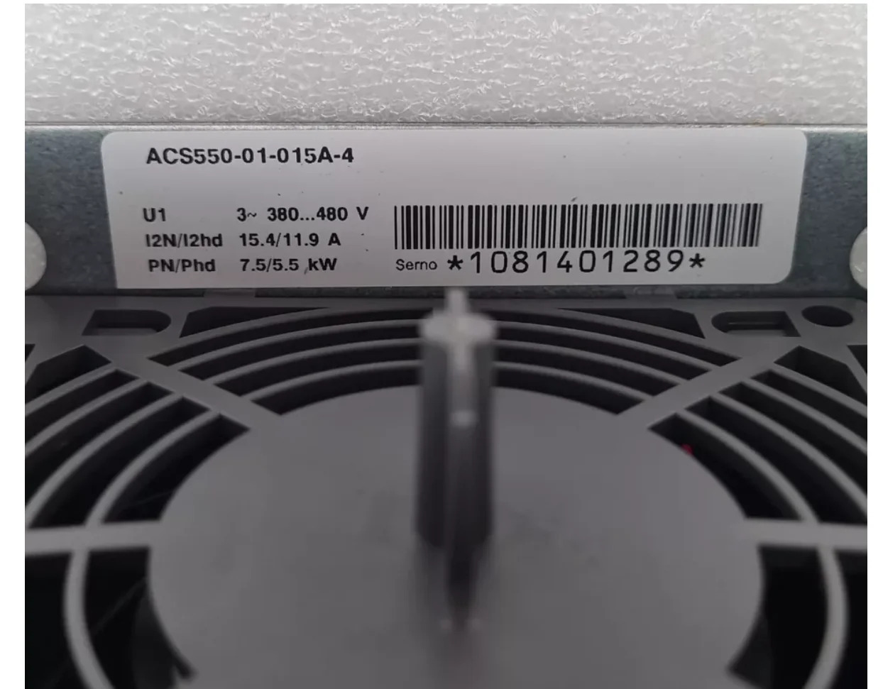 ACS550-01-015A-4 AC 드라이브 주파수 변환기 신 인버터