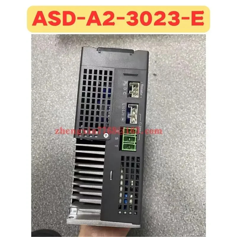 리퍼 서보 드라이브 ASD-A2-3023-E ASD A2 3023 E 정상 기능 완료