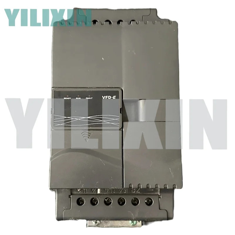 VFD055E43A 주파수 변환기