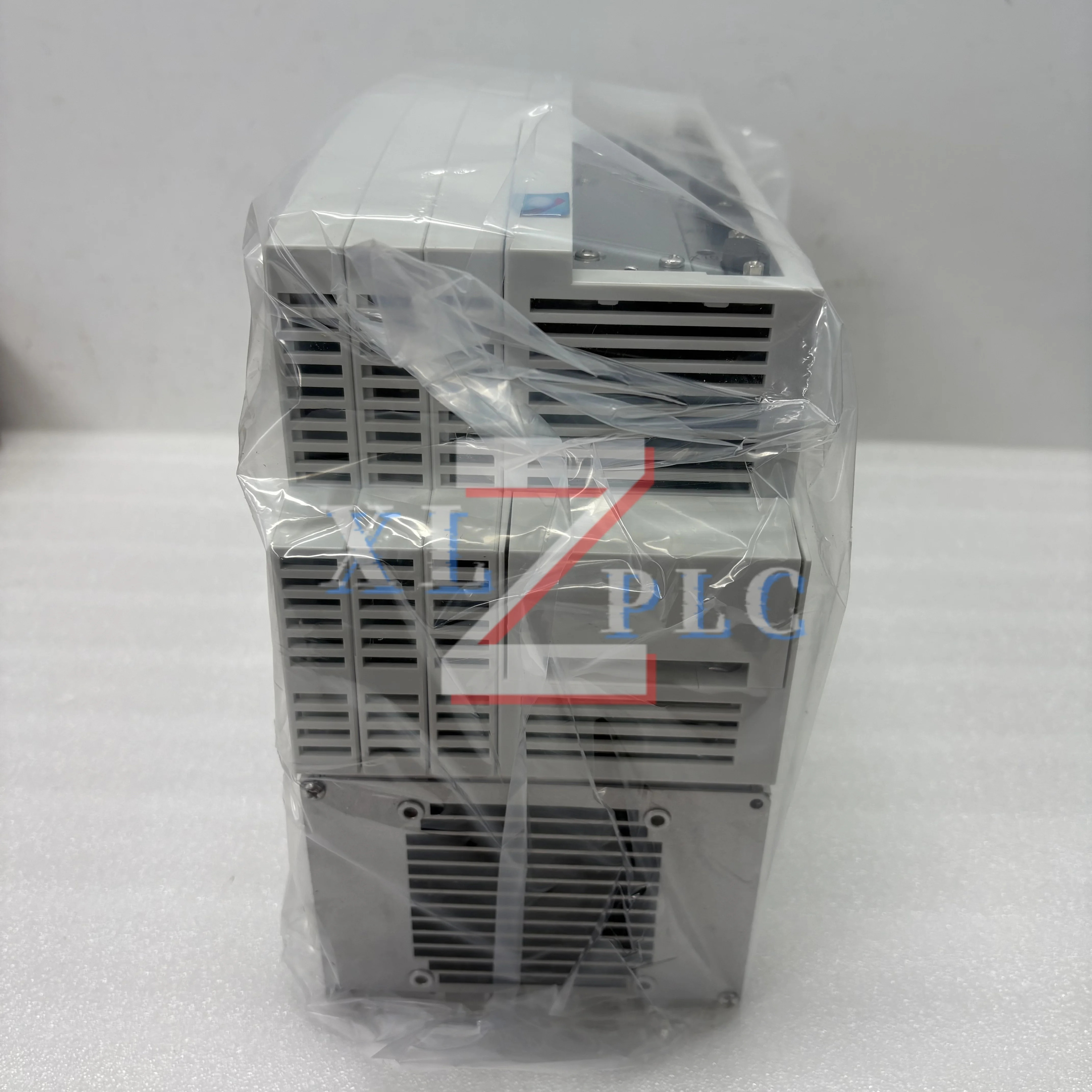 주파수 변환기 새 EVS9325-ES EVS9325-EP EVF9325-EV EVS9325-ESV004 EVS9325-EK EVS9325-EPV004 EVS9325-EKV004