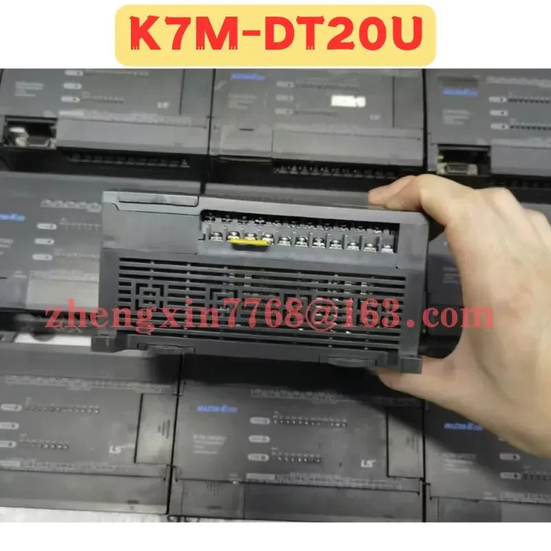 리퍼 PLC 컨트롤러 K7M-DT20U K7M DT20U 정상 기능 완료