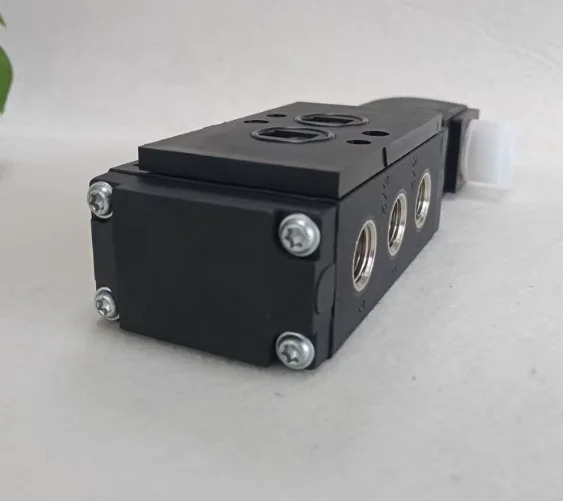 Burkert 솔레노이드 밸브 6519 W 6.0 FLNSCH 00131421