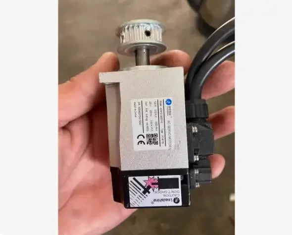 리퍼 서보모터 모터 ACM2S-04001H2100W 신
