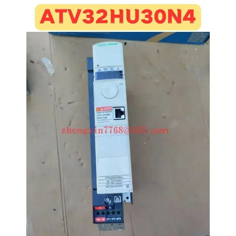 리퍼 주파수 변환기 정상 기능 완료 ATV32HU30N4
