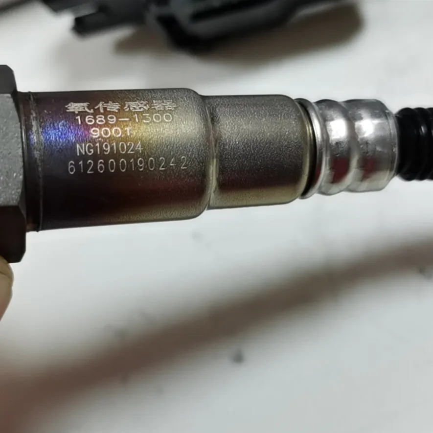 SINOTRUK HOWO 트럭 부품 612600190242 센서 0258007206