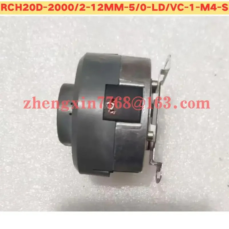 리퍼 인코더 RCH20D-2000 2-12MM-5 0-LD VC-1-M4-S 정상 기능 완료