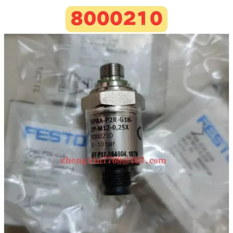 8000210 SPBA-P2R-G18-2P-M12-0.25X 압력센서 신