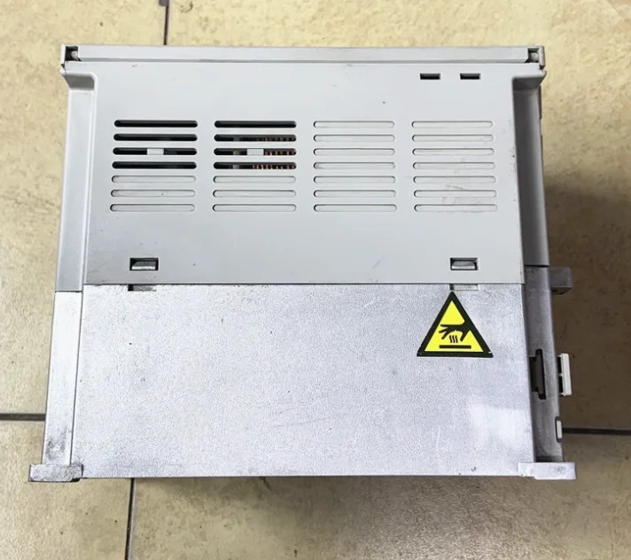 ATV31HD15N4 ATV31H037N4A ATV31H055N4A ATV31H075N4A ATV31HU11N4A ATV31HU15N4A