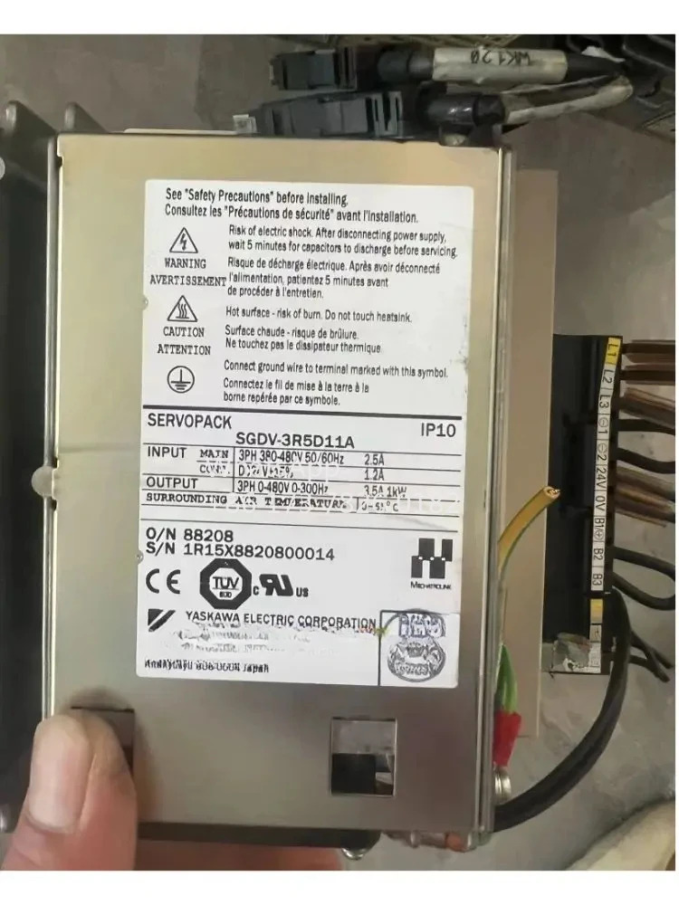 SGDV-3R5D11A 리퍼 서보 드라이브 1kW 기능 OK