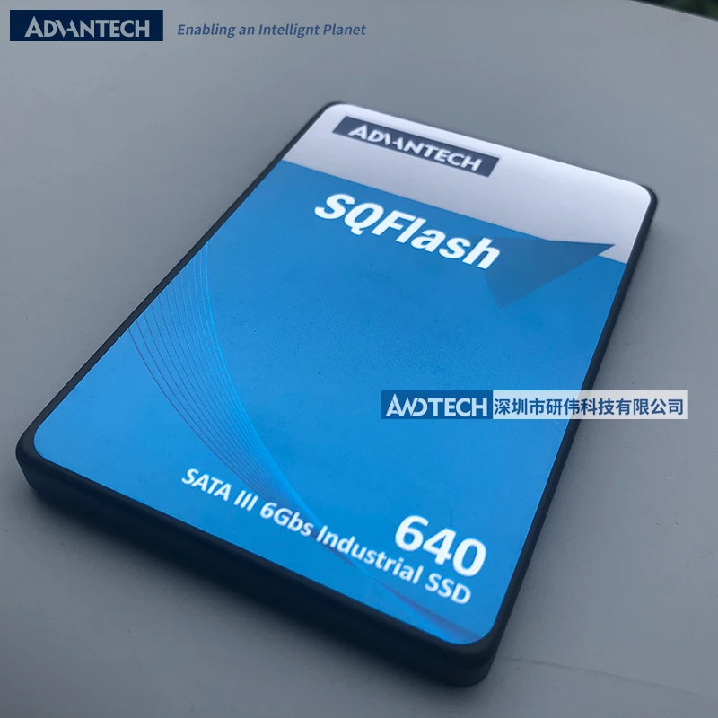 ADVANTECH SQF-S25M4 128GB 2.5 SATA SSDSQF-S25M4-128G-SBC새 솔리드 스테이트 드라이브
