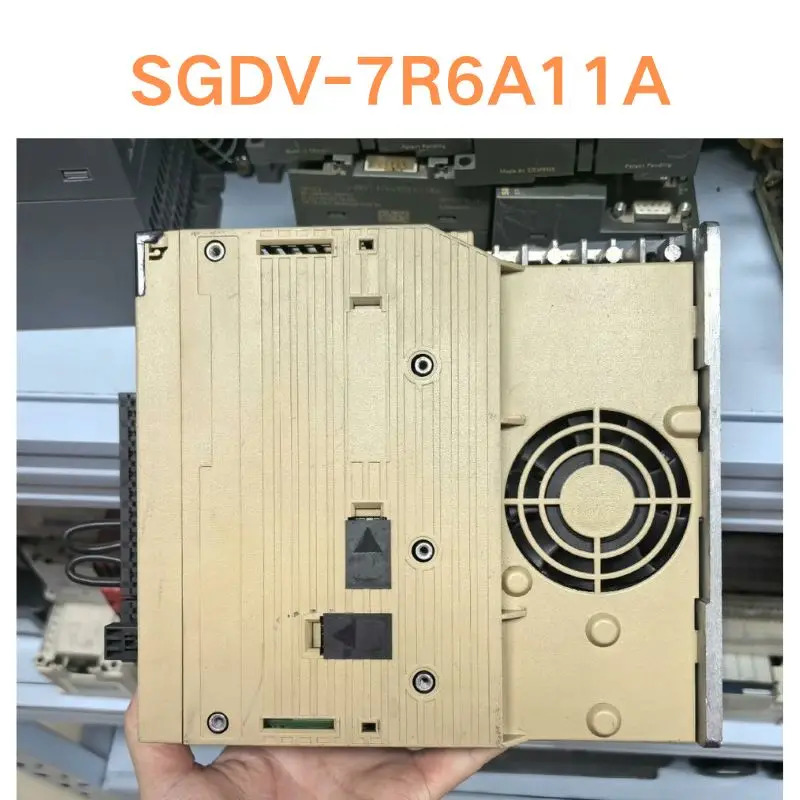 Yaskawa Drive SGDV-7R6A11A 리퍼 OK