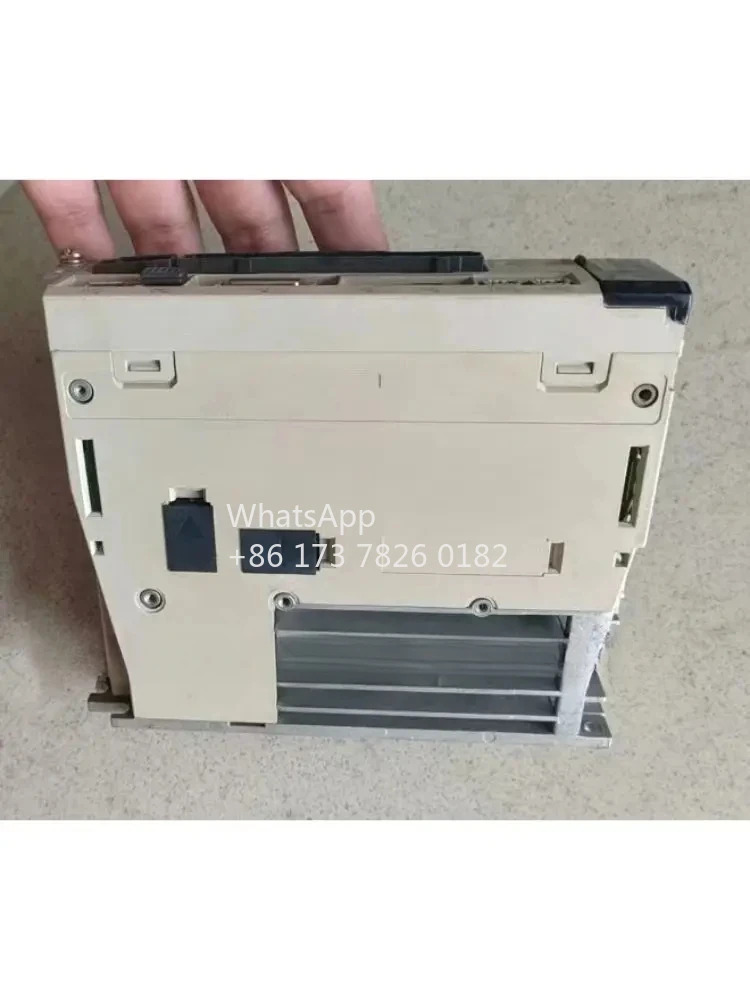 SGD7S-R90A20A 리퍼 서보 드라이브 100W 기능 OK