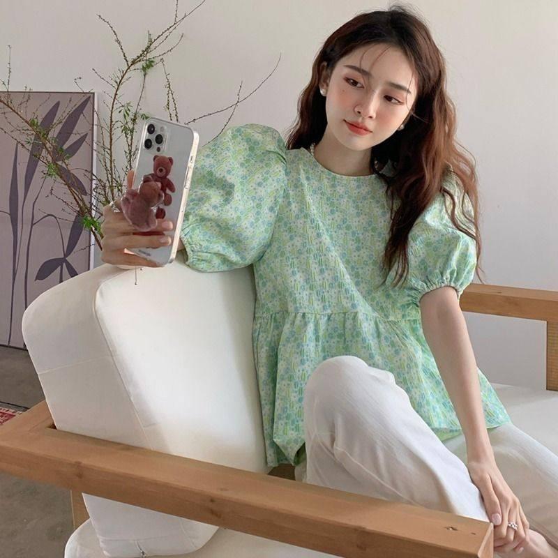 러블리 블라우스 배색 부드러운 리본 카라셔츠 페미닌 레이스 둥근카라 퍼프소매 - 상품 이미지
