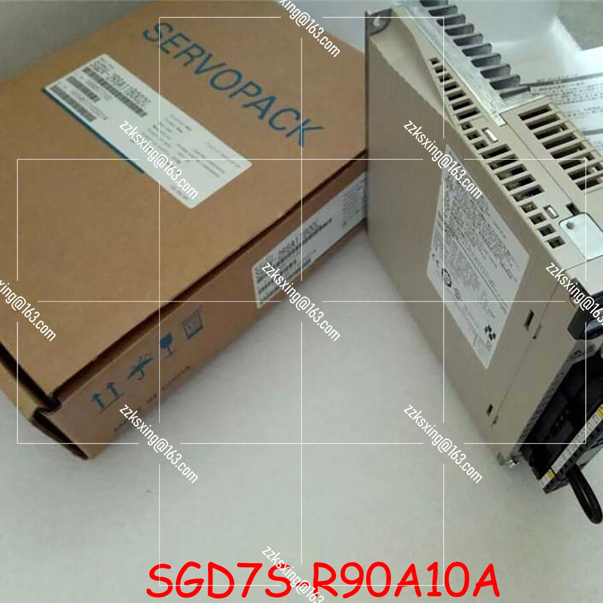 SGD7S-R90A10A 오리지널 서보 드라이버 신