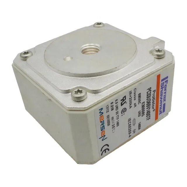 전부품 퓨즈 900A 690V PC33UD69V900D1A