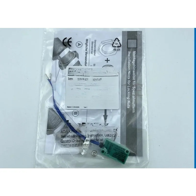 PF 오리지널 소형 사각 쉘 유도 스위치 NJ2-V3-N 8V 센서