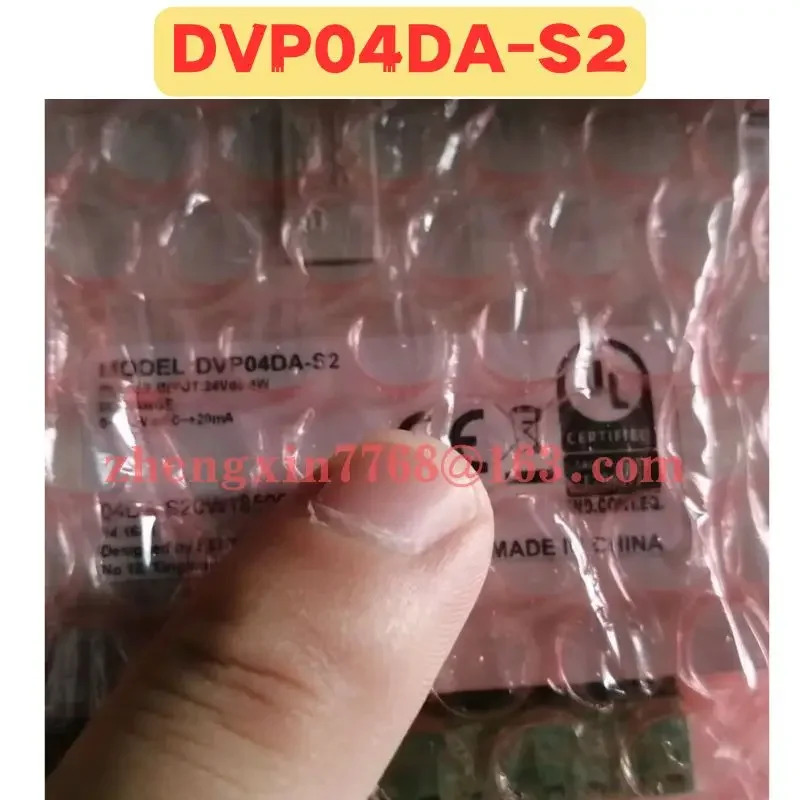 오리지널 DVP04DA-S2 DVP04DA S2 PLC 모듈 신
