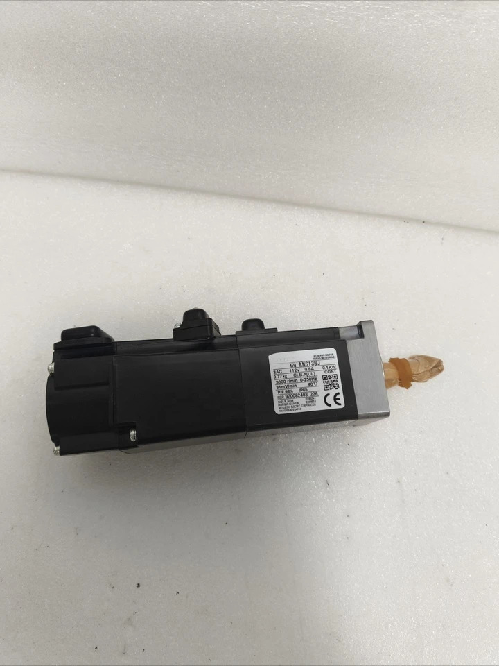 J4 시리즈 AC 서보모터 100W HG-KNS13BJ 신