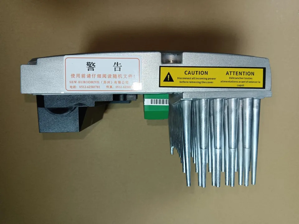 SEW EURODRIVE MOVIDRIVE MDX61B-0008-5A3-4-00 MM15D-503-00 MM11D-503-00 MM22D-503-00 MM07D-503-00 주파