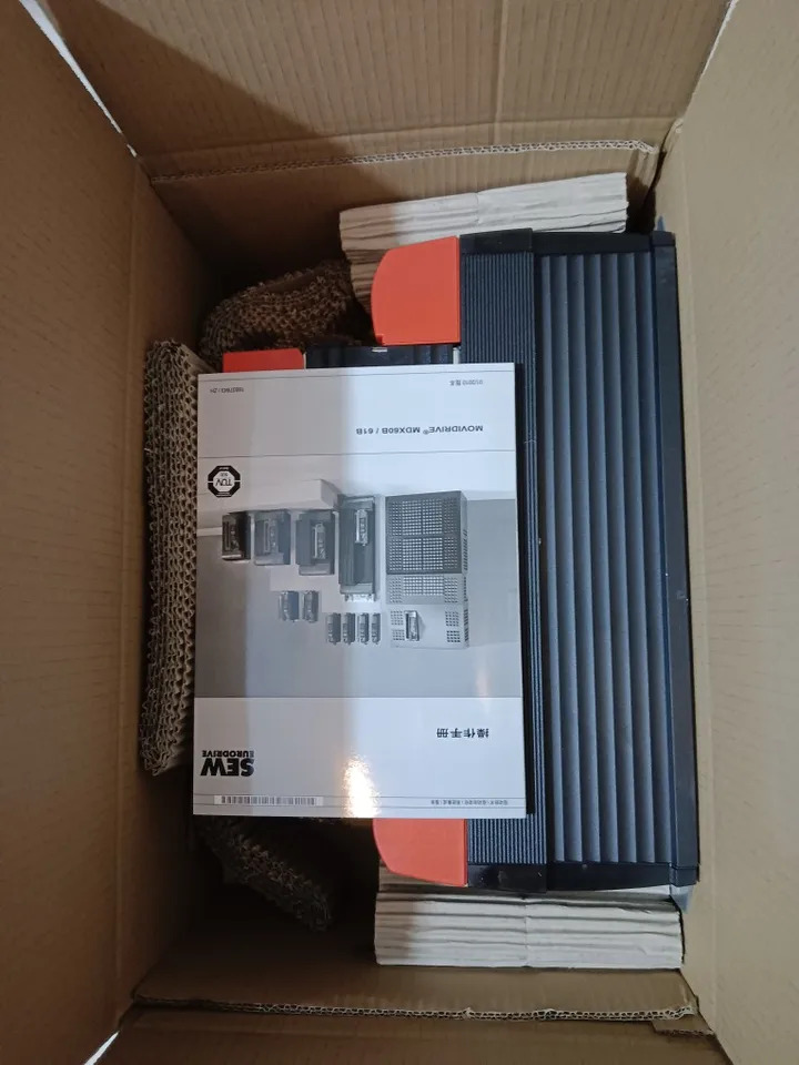 SEW EURODRIVE MOVIDRIVE MDX61B-0075-5A3-4-00 MDX61B-0220-503-4-0T MDX61B-0450-503-4-00/0T MDX61B-01
