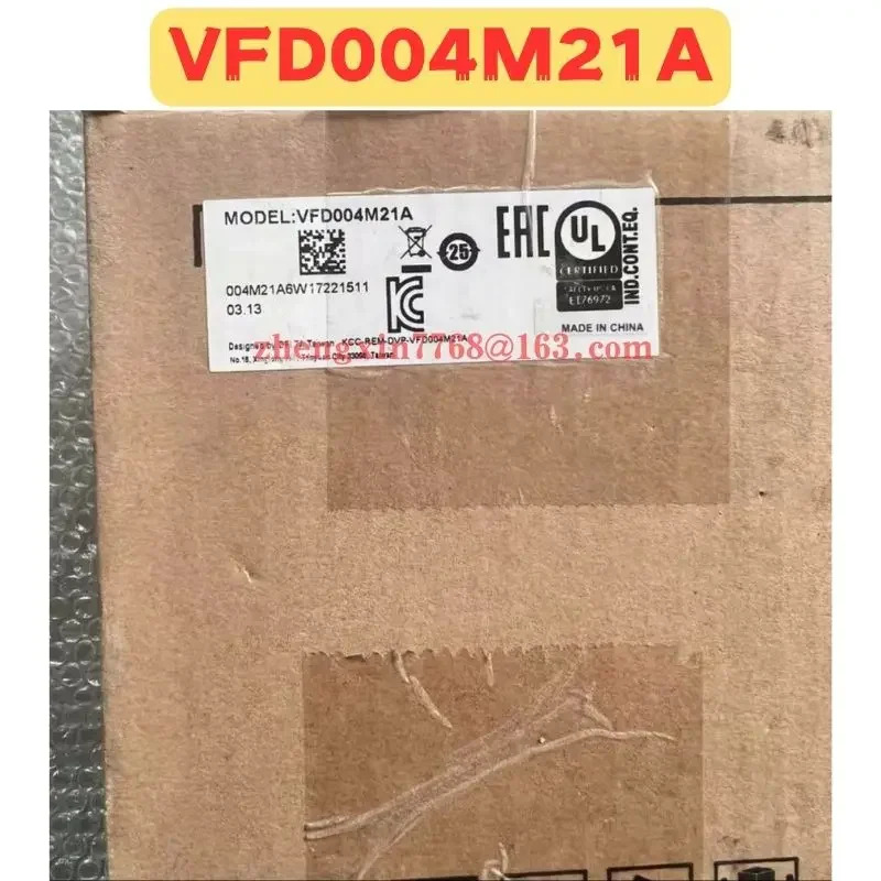 오리지널 주파수 변환기 VFD004M21A 신