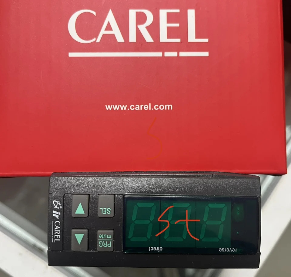이탈리아 Carle Carel 온도조절기 IR32Z00000 Ir32zooooo
