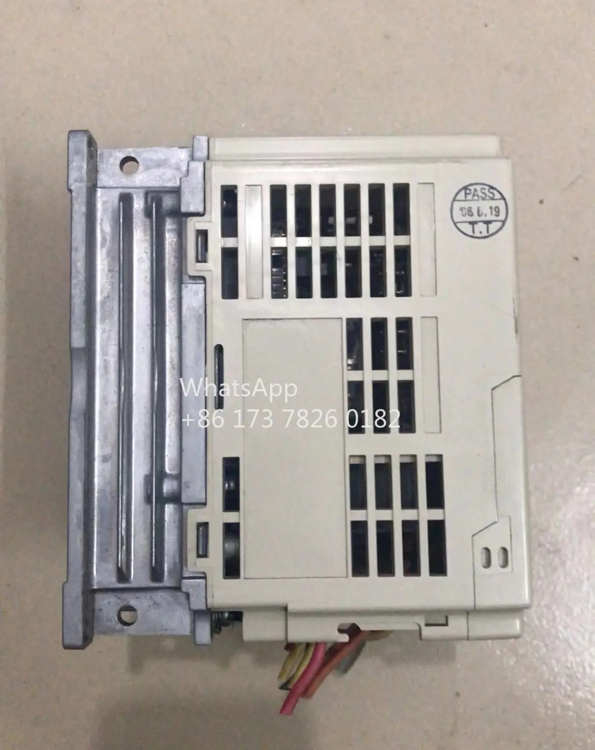 CIMR-V7AT40P4 리퍼 VS-606V7 인버터 0.4kW 기능 OK